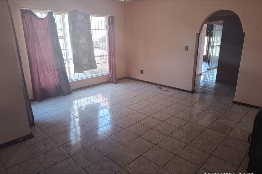 3 Bedroom Property for Sale in Orkney Park North West